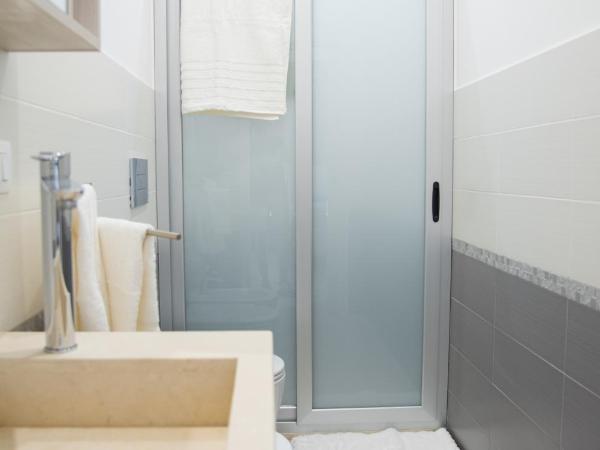 A & G RELAX ROOMS : photo 9 de la chambre chambre lit king-size