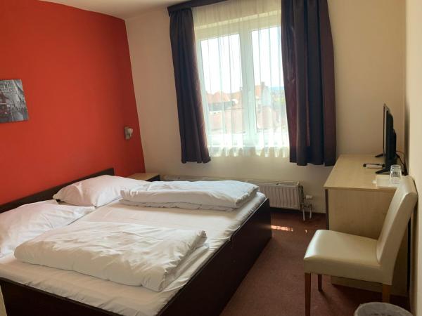 City Hotel Agoston : photo 5 de la chambre chambre double standard