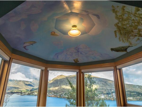 Pencarrow Boutique Lodge : photo 9 de la chambre suite avec vue sur lac