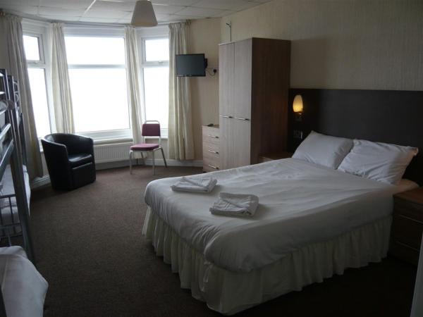 Dutchman Hotel : photo 5 de la chambre large family room on-suite with sea view