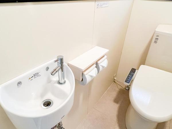 Osaka Nipponbashi EVISU HOSTEL エビスホステル : photo 9 de la chambre lit simple dans dortoir pour femmes