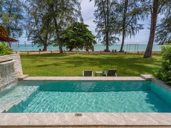 Khaolak Emerald Surf Beach Resort and Spa - SHA Extra Plus : photo 3 de la chambre villa avec piscine privée