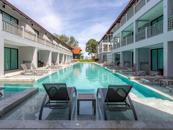 Khaolak Emerald Surf Beach Resort and Spa - SHA Extra Plus : photo 4 de la chambre chambre deluxe avec accès à la piscine - côté hive