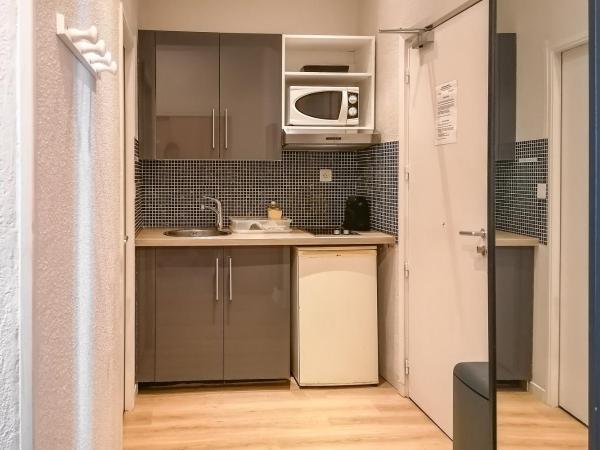 Aparthotel AMMI Nice Massena - ex Ajoupa : photo 5 de la chambre studio double supérieur avec balcon