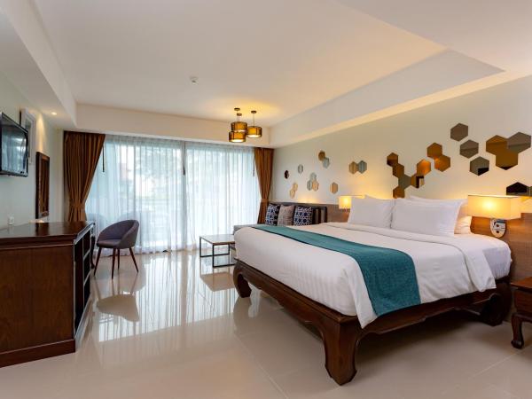 Khaolak Emerald Surf Beach Resort and Spa - SHA Extra Plus : photo 5 de la chambre chambre deluxe - vue sur piscine - côté hive
