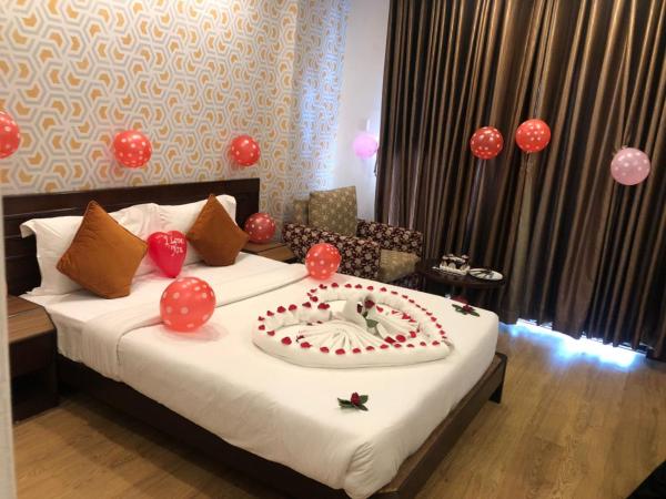 Dahlia Boutique Hotel : photo 10 de la chambre chambre lit queen-size deluxe avec balcon