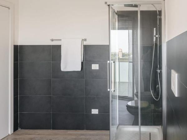 Airport bari-palese LUXURY 1 : photo 3 de la chambre chambre double avec balcon