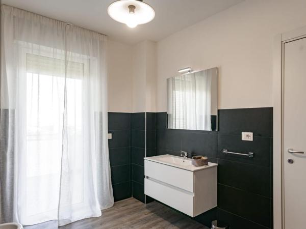 Airport bari-palese LUXURY 1 : photo 1 de la chambre chambre double avec balcon