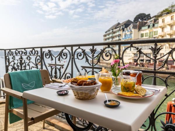 Hôtel De La Vallée : photo 4 de la chambre chambre double supérieure avec balcon - vue sur mer
