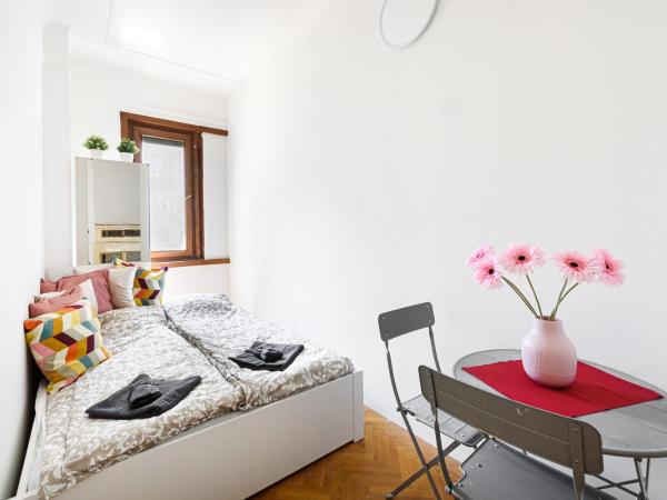 Stylish Homes Downtown Buda : photo 8 de la chambre chambre double