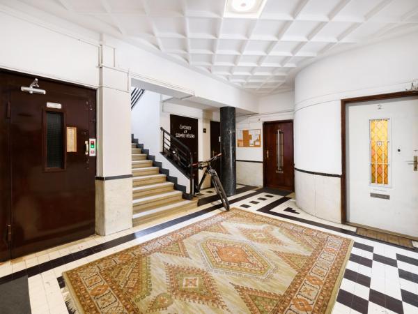 Stylish Homes Downtown Buda : photo 10 de la chambre chambre double