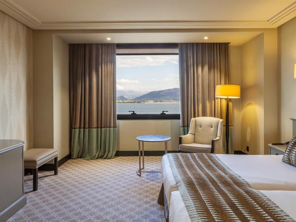 Hotel Bahía : photo 9 de la chambre chambre lits jumeaux avec vue sur mer (3 adultes)