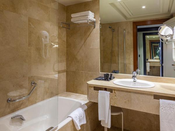 Hotel Bahía : photo 10 de la chambre chambre lit queen-size - vue sur mer