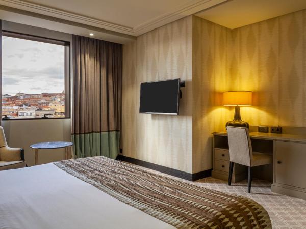 Hotel Bahía : photo 4 de la chambre chambre double supérieure (3 adultes)