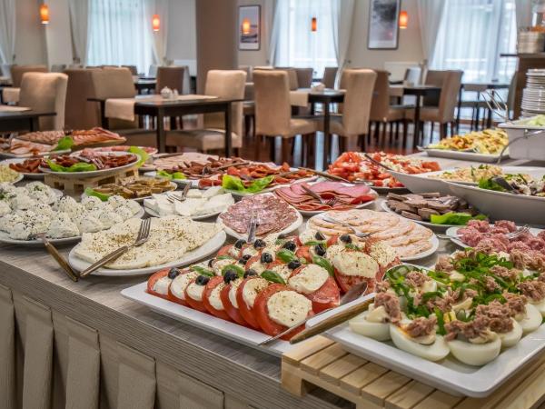 Rezydencja Familia : photo 2 de la chambre petite chambre simple