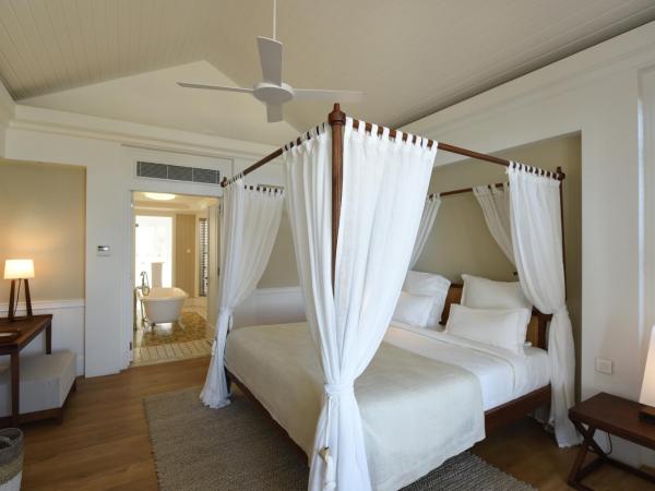 Heritage Le Telfair Golf & Wellness Resort : photo 1 de la chambre suite océan - côté plage