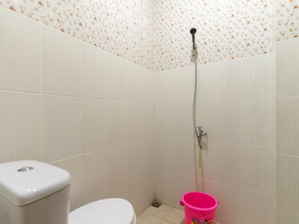 KoolKost Syariah near LRT Boulevard Selatan Station - Minimum Stay 6 Nights : photo 5 de la chambre chambre simple