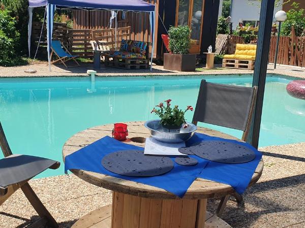 Villa Perran Résidence : photo 1 de la chambre chambre deluxe (1 adulte + 1 enfant)