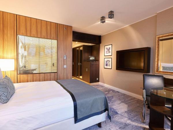 Hotel Kö59 Düsseldorf - Member of Hommage Luxury Hotels Collection : photo 3 de la chambre chambre standard lit queen-size