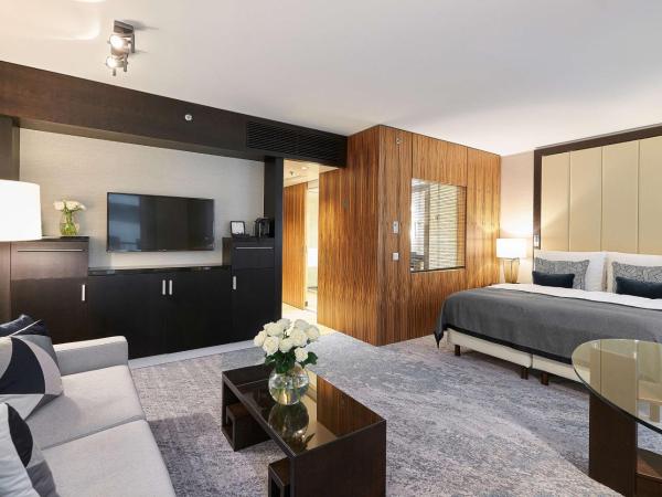 Hotel Kö59 Düsseldorf - Member of Hommage Luxury Hotels Collection : photo 1 de la chambre chambre lit king-size deluxe