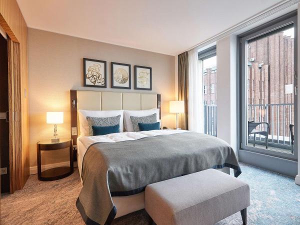 Hotel Kö59 Düsseldorf - Member of Hommage Luxury Hotels Collection : photo 4 de la chambre suite avec balcon