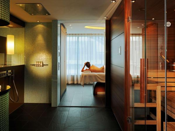 Hotel Kö59 Düsseldorf - Member of Hommage Luxury Hotels Collection : photo 3 de la chambre suite avec sauna