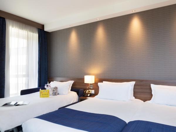 Holiday Inn Express Toulon - Est, an IHG Hotel : photo 2 de la chambre chambre double ou lits jumeaux standard