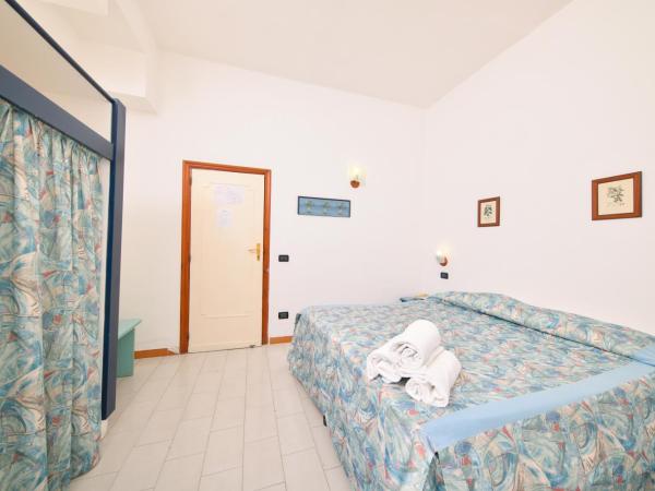 Fortuna Beach - Seaside Hotel : photo 6 de la chambre chambre double ou lits jumeaux Économique