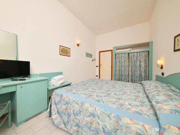 Fortuna Beach - Seaside Hotel : photo 9 de la chambre chambre double ou lits jumeaux Économique