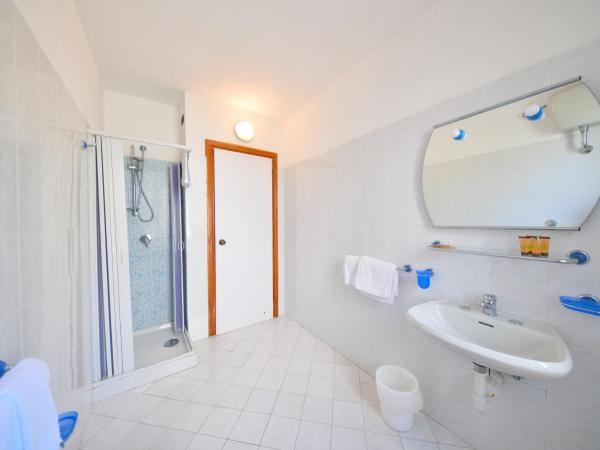 Fortuna Beach - Seaside Hotel : photo 3 de la chambre chambre double - vue sur mer