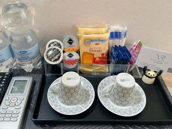 Residenza Borgo Trento SUNDAY : photo 9 de la chambre chambre double avec salle de bains privative extérieure