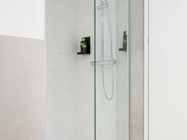 limehome Madrid Calle de Fomento - Digital Access : photo 3 de la chambre appartement 1 chambre avec balcon