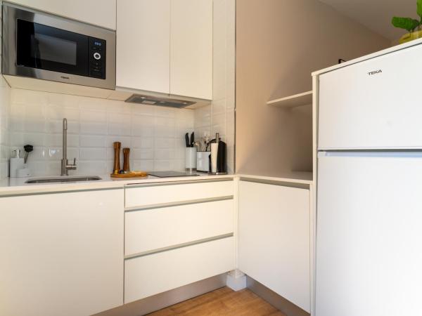 limehome Madrid Calle de Fomento - Digital Access : photo 8 de la chambre appartement 1 chambre avec balcon