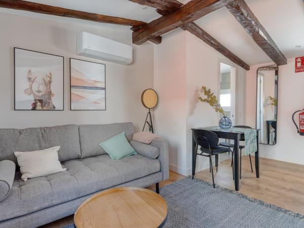 limehome Madrid Calle de Fomento - Digital Access : photo 6 de la chambre appartement 1 chambre sous les combles