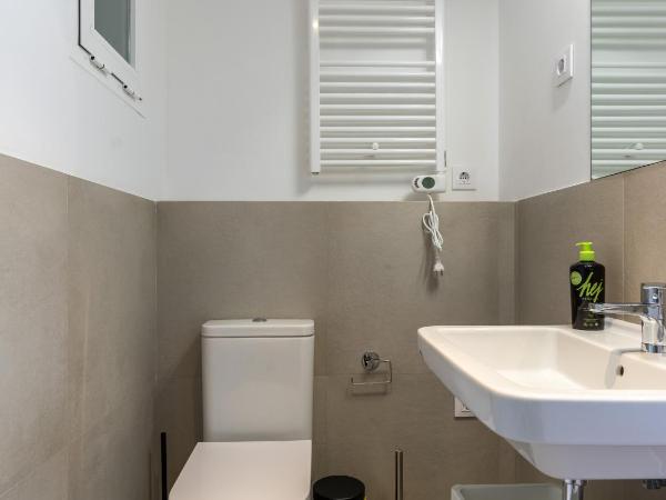 limehome Madrid Calle de Fomento - Digital Access : photo 4 de la chambre appartement 1 chambre avec terrasse