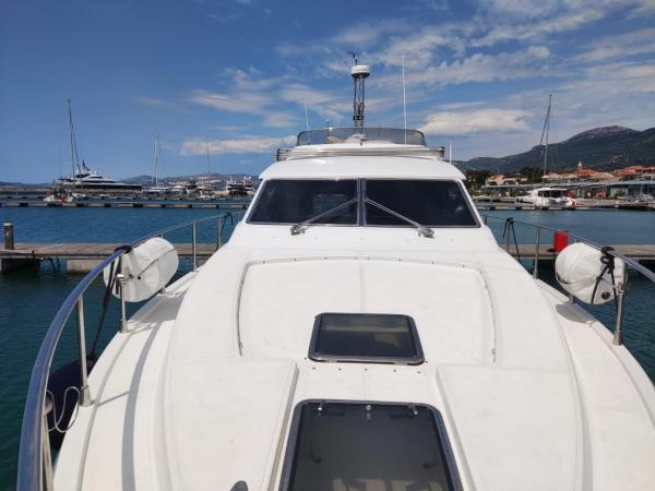 Luxury Yacht - Lex of the Seas : photo 3 de la chambre mobile home