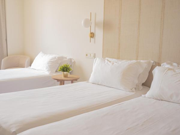 Hotel Oriente : photo 6 de la chambre chambre triple supérieure