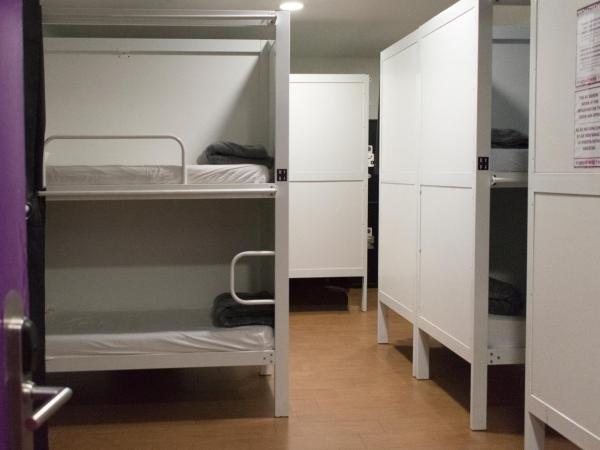 Kabul Party Hostel Barcelona : photo 3 de la chambre lit dans dortoir mixte de 8 lits