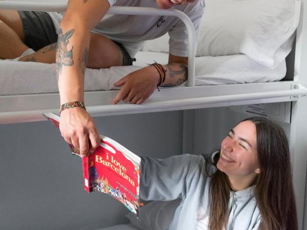 Kabul Party Hostel Barcelona : photo 2 de la chambre lit dans dortoir mixte de 4 lits