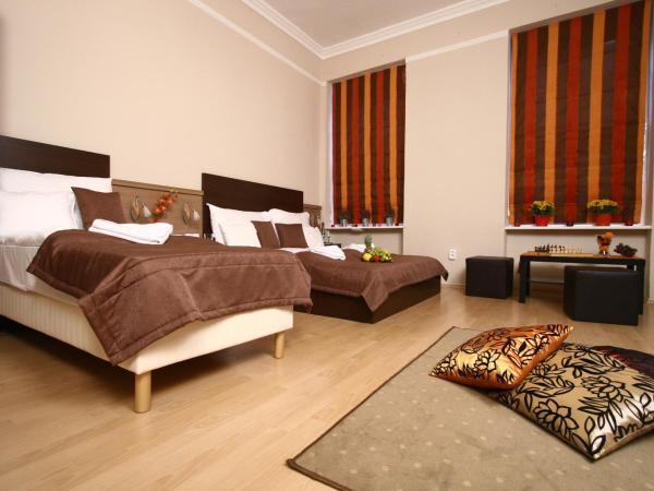 Central Hotel 21 and Apartments : photo 1 de la chambre appartement (4 adultes)