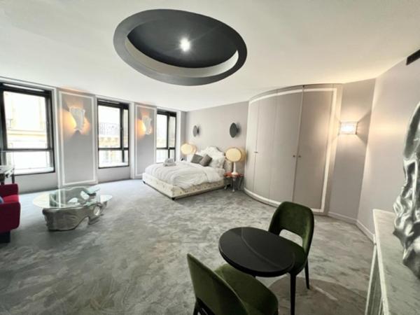 The place to be in Saint Germain des Près - Montana 2 : photo 1 de la chambre suite