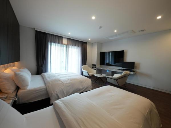 Amare Hotel Jongno : photo 5 de la chambre chambre lits jumeaux supérieure avec terrasse