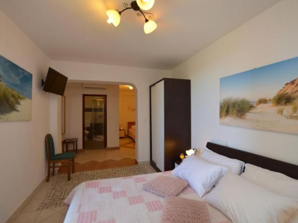 Rooms Aurora : photo 4 de la chambre chambre triple standard