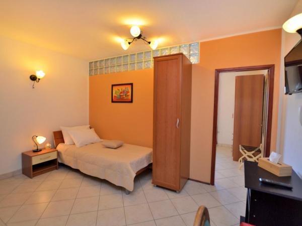 Rooms Aurora : photo 5 de la chambre chambre triple