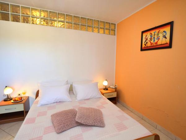 Rooms Aurora : photo 1 de la chambre chambre triple