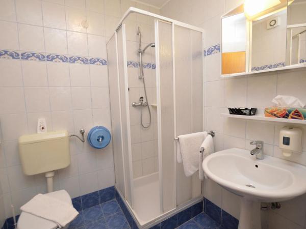 Rooms Aurora : photo 5 de la chambre chambre double