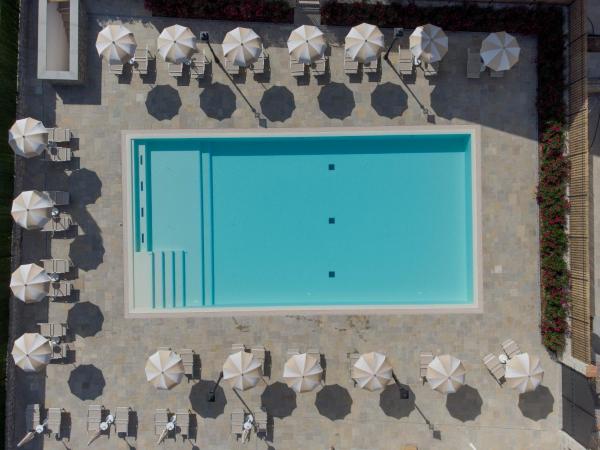 NilHotel Florence : photo 6 de la chambre chambre double avec accès piscine