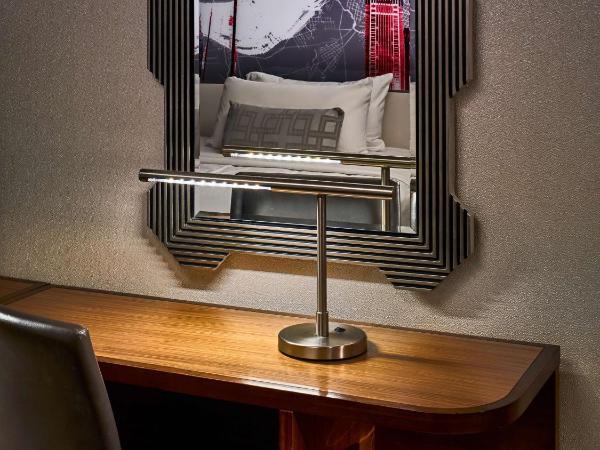 Sonesta Philadelphia Rittenhouse Square : photo 3 de la chambre hébergement lit king-size deluxe avec baignoire - adaptée aux personnes malentendantes