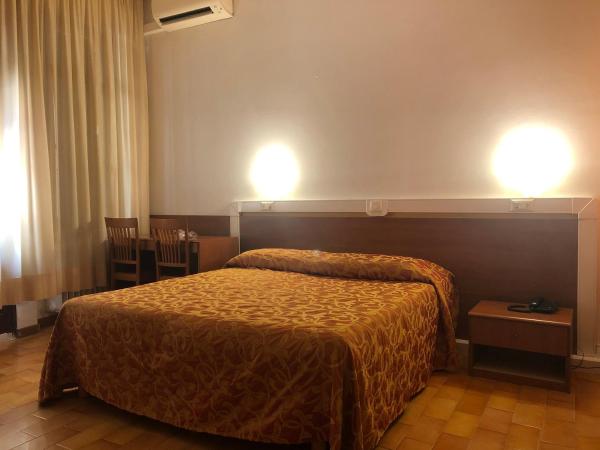 Hotel Eden : photo 6 de la chambre chambre double ou lits jumeaux