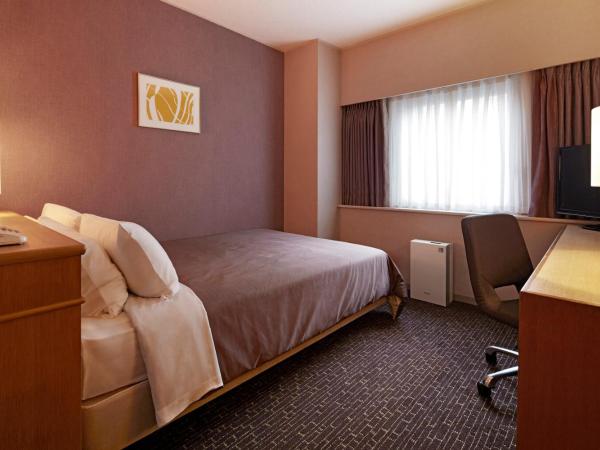 Hotel New Hankyu Osaka : photo 3 de la chambre chambre double Économique - non-fumeurs (1 lit de 140 cm)